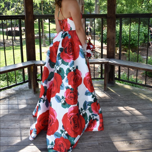 Camille La Vie Rose Pattern Prom Dress - Picture 3 of 4